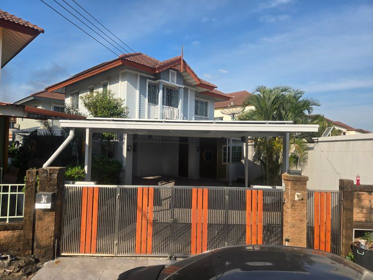 บ้านเดี่ยวปริญสิริ ติดโทลย์เวย์ ใกล้ฟิวเจอร์ 4 นอน 3 น้ำ 4-6 จอด 62.5 ตรว