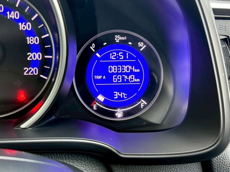 Honda Jazz 2016 1.5 V i-VTEC Sedan เบนซิน ไม่ติดแก๊ส เกียร์อัตโนมัติ ขาว รูปที่ 4