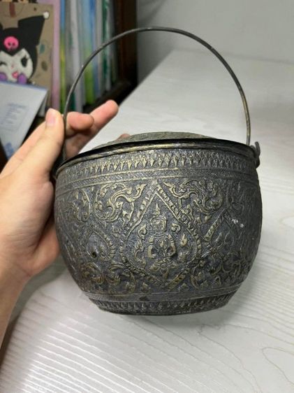 ฝาหม้อเงินนิ่ง สภาพสมบูรณ์ กว้าง 6 นิ้ว