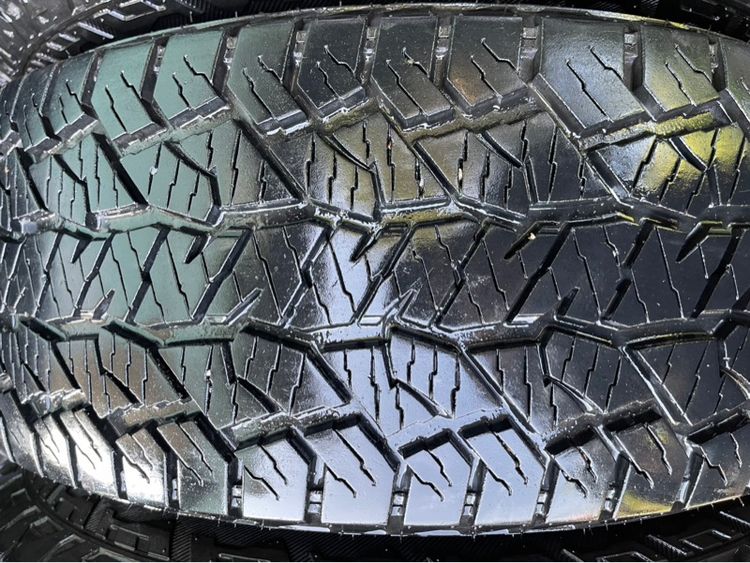 ยางน้องป้ายแดง Hankook AT2  265 70 16 ปี 25 ชุดระ 7900 บาทคะ  ไร้ปะ ไร้ตำหนิ ยางสวยจัด รูปที่ 3
