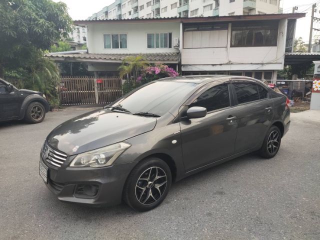 Suzuki Ciaz 2016 1.2 GL Sedan เบนซิน ไม่ติดแก๊ส เกียร์อัตโนมัติ เทา รูปที่ 2