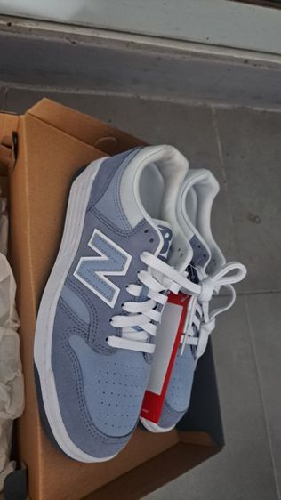 ขาย NB มือหนึ่งไม่เคยใส่ป้ายครบกล่องครบ สั่งมาจากเกาหลีผิดไซร์ no.41.5 รูปที่ 3