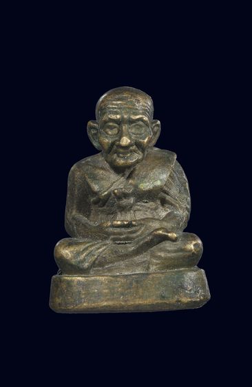 พระรูปหล่อหลวงปู่ทวด