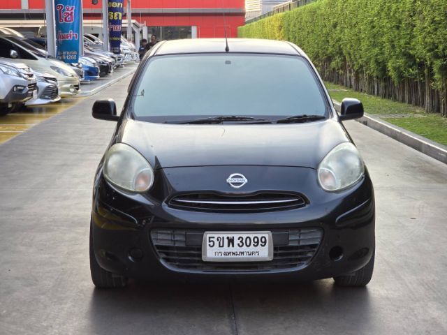Nissan March 2013 1.2 E Sedan เบนซิน ไม่ติดแก๊ส เกียร์อัตโนมัติ ดำ รูปที่ 3
