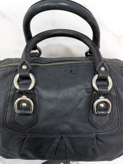 COACH Ashley Satchel มีตำหนื สามารถคล้องแขนและสะพายไหลได้ รูปที่ 4