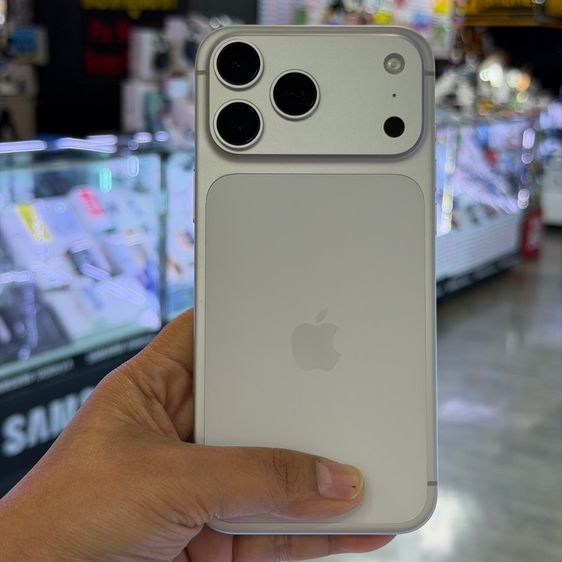 iPhone17 Pro Max 256GB สีขาว เครื่องศูนย์ สภาพสวยมากๆ สุขภาพแบต100 ประกันศูนย์ยาวๆ🔥🔥 รูปที่ 3