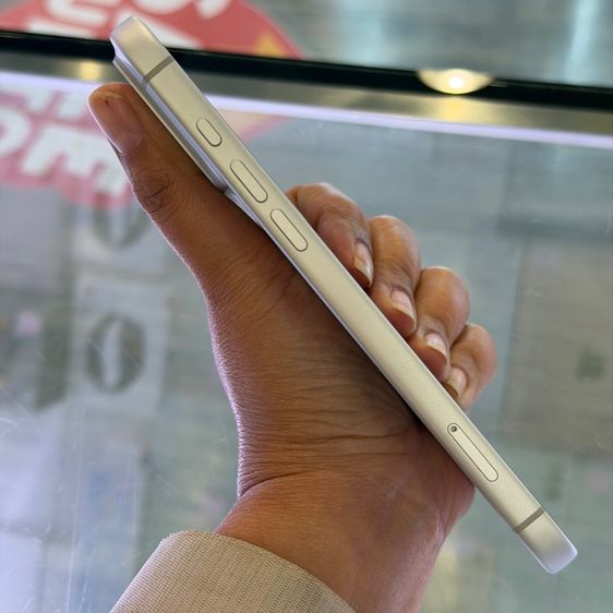 iPhone17 Pro Max 256GB สีขาว เครื่องศูนย์ สภาพสวยมากๆ สุขภาพแบต100 ประกันศูนย์ยาวๆ🔥🔥 รูปที่ 4