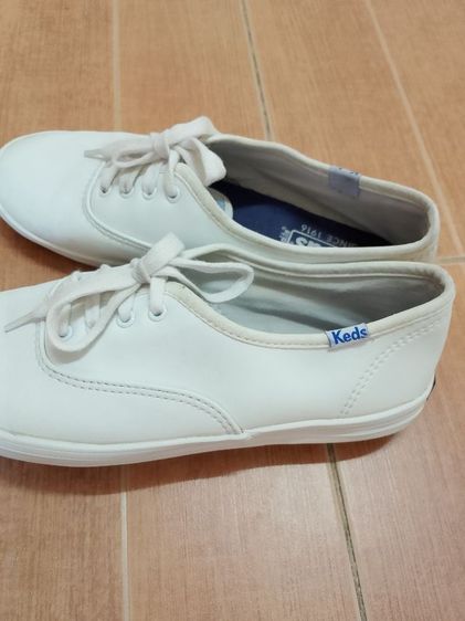 รองเท้าผ้าใบหนังแท้ KEDS รูปที่ 2