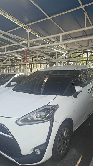 Toyota Sienta 2019 1.5 V เบนซิน เกียร์อัตโนมัติ ขาว รูปที่ 4