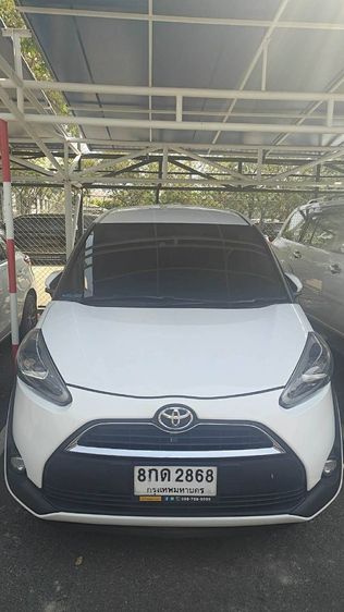 Toyota Sienta 2019 1.5 V เบนซิน เกียร์อัตโนมัติ ขาว รูปที่ 3