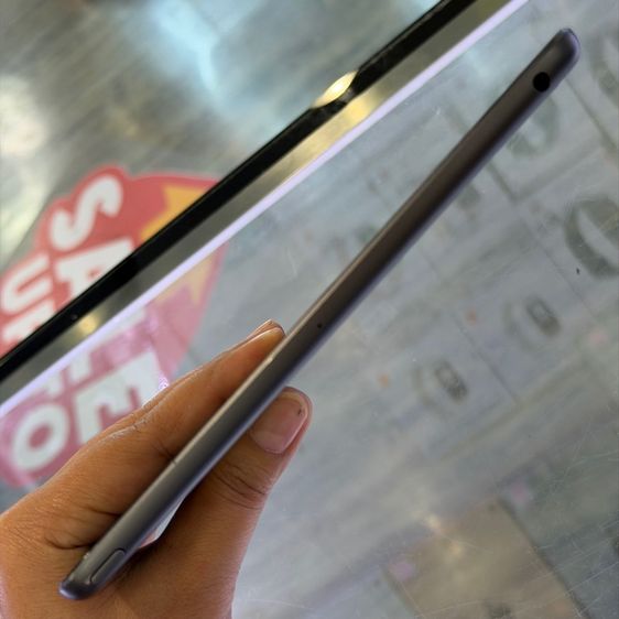 iPad Gen7 128GB WiFi สีดำ เครื่องศูนย์ โมเดลTH สภาพสวยมาก จอ10.2นิ้ว เครื่องใช้งานดีเยี่ยม🔥🔥 รูปที่ 6