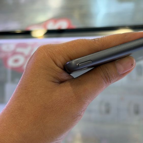 iPad Gen7 128GB WiFi สีดำ เครื่องศูนย์ โมเดลTH สภาพสวยมาก จอ10.2นิ้ว เครื่องใช้งานดีเยี่ยม🔥🔥 รูปที่ 8