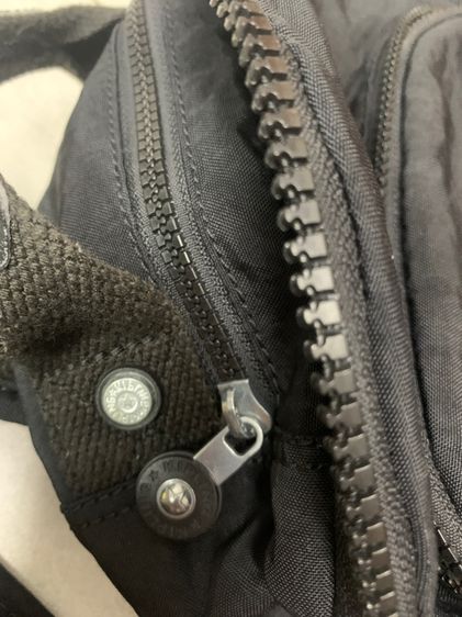 KIPLING รูปที่ 15