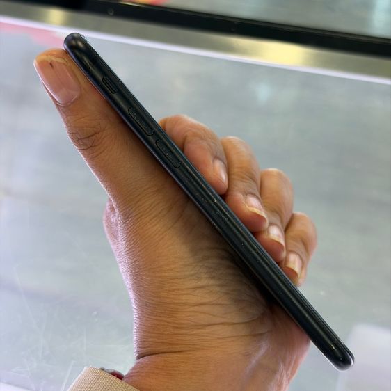 iPhone SE 2020 256GB สีดำ เครื่องศูนย์ โมเดลTH สภาพสวยมากๆ🥰🥰 รูปที่ 3
