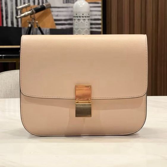 Celine Medium Classic Box Blush Lambskin Lather ซีลีนสีชมพู กระเป๋าหนังสีชมพู กระเป๋าสีบรัช