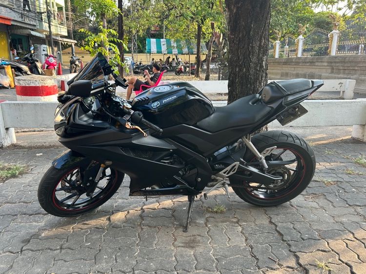 Yamaha R15 รูปที่ 2