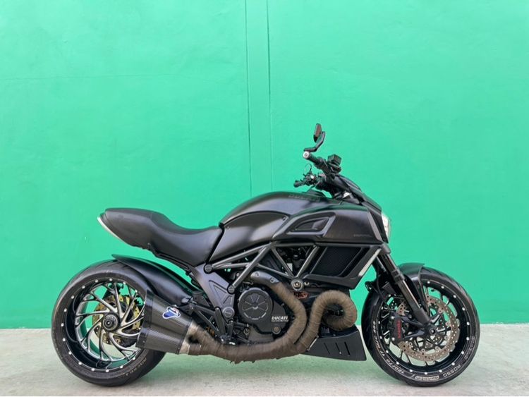 Ducati Diavel สีดำ ปี14จด15