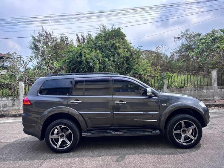 Mitsubishi Pajero 2013 2.5 VG Turbo ดีเซล ไม่ติดแก๊ส เกียร์อัตโนมัติ เทา รูปที่ 4
