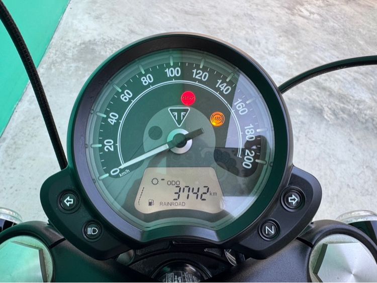 Triumph bobber black สีดำ ปี18จด20 วิ่ง 3,000โล  รูปที่ 13