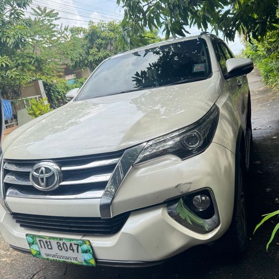 Toyota Fortuner 2015 2.8 GR Sport 4WD Van ดีเซล ไม่ติดแก๊ส เกียร์อัตโนมัติ ขาว รูปที่ 4