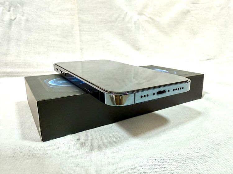 Iphone 12 pro 128gb สีน้ำเงินยกกล่อง เครื่องสวยมากๆ ไม่มีรอยตก ใช้งานถนอม รูปที่ 3
