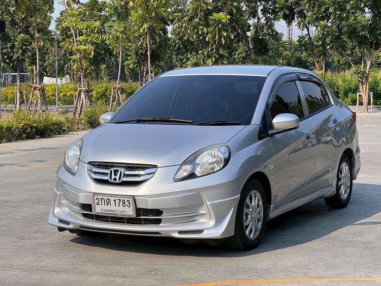 รถ Honda Brio 1.2 Amaze V สี เทา