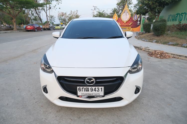 Mazda Mazda 2 2017 1.5 Skyactiv-D XD Sports Sedan ดีเซล ไม่ติดแก๊ส เกียร์อัตโนมัติ ขาว รูปที่ 2