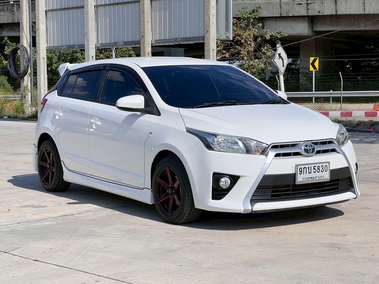 Toyota Yaris 2015 1.2 E Sedan เบนซิน เกียร์อัตโนมัติ ขาว รูปที่ 3