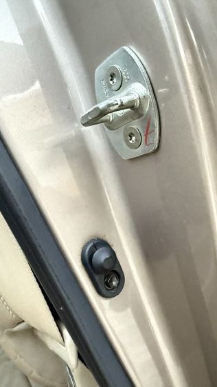 Toyota Hilux Vigo 2005 2.5 E Pickup ดีเซล เกียร์ธรรมดา น้ำตาล รูปที่ 4