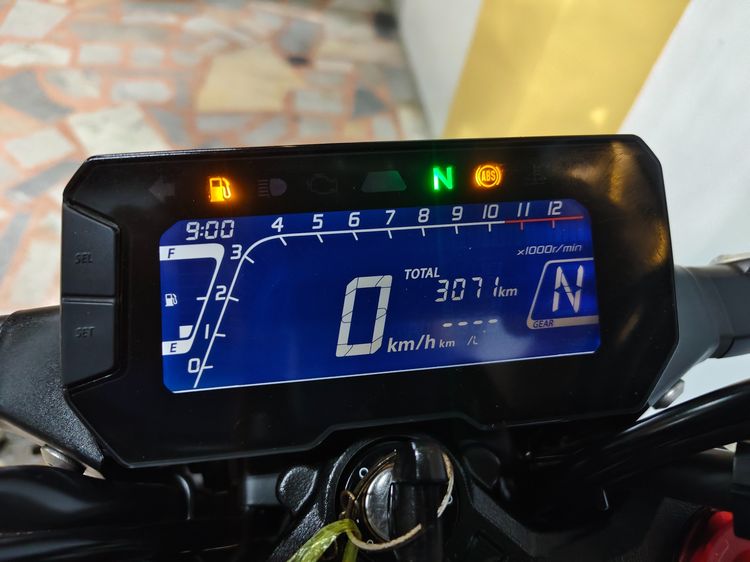 CB150 ABS ใช้งานน้อย 3071 ก.ม เล่มทะเบียนพร้อม รูปที่ 9