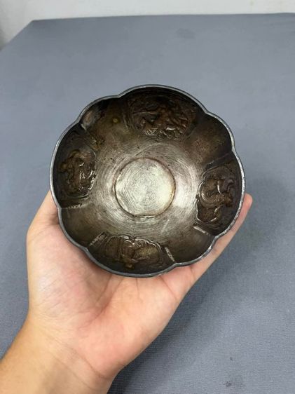 ขันเงิน สวย กว้าง 4 นิ้ว สมบูรณ์ รูปที่ 4