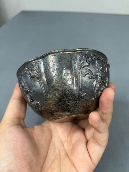 ขันเงิน สวย กว้าง 4 นิ้ว สมบูรณ์ รูปที่ 2