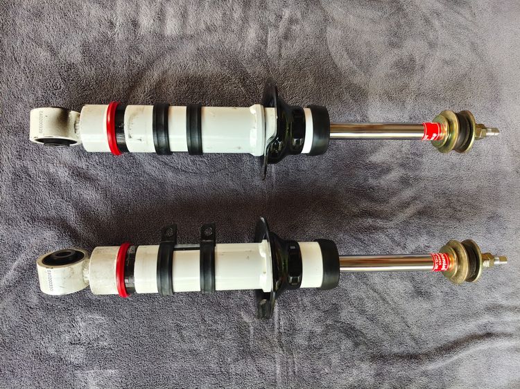 โช้ค revo z-edition ใส่ vigo ตัวเตี้ยได้ yss dtg plus  + สปริงโหลด 1.5นิ้ว ใช้คู่กันนุ่มหนึบ รูปที่ 2