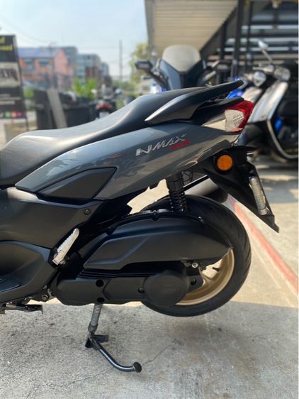 nmaxสีเทาปี23 รูปที่ 3