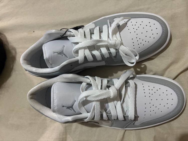 Jordan 1 Low Wolf Grey (Womem’s)   รูปที่ 5