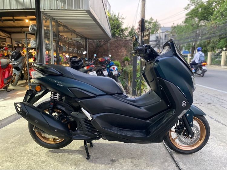 nmaxสีเขียวปี22 รูปที่ 4