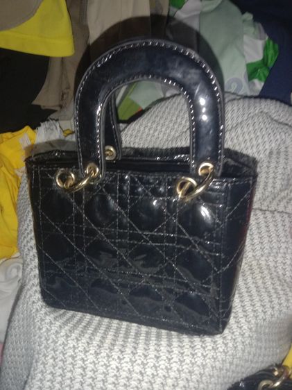 กระเป๋า dior ใบเล็กและใบกลาง รูปที่ 3