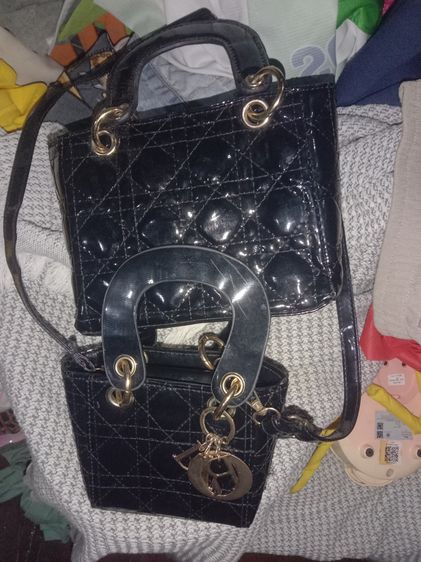 กระเป๋า dior ใบเล็กและใบกลาง รูปที่ 4