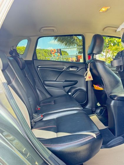 Honda Jazz 2016 1.5 V i-VTEC เบนซิน ไม่ติดแก๊ส เกียร์อัตโนมัติ เทา รูปที่ 4