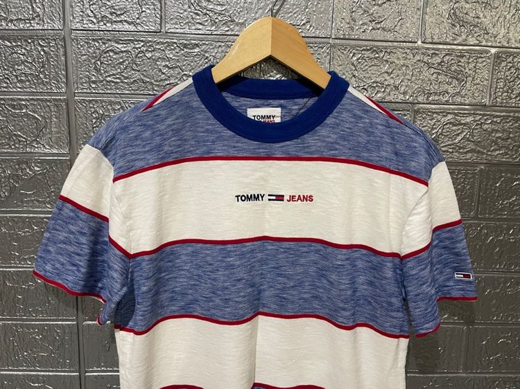 เสืัอ Tommy Hilfiger รูปที่ 2