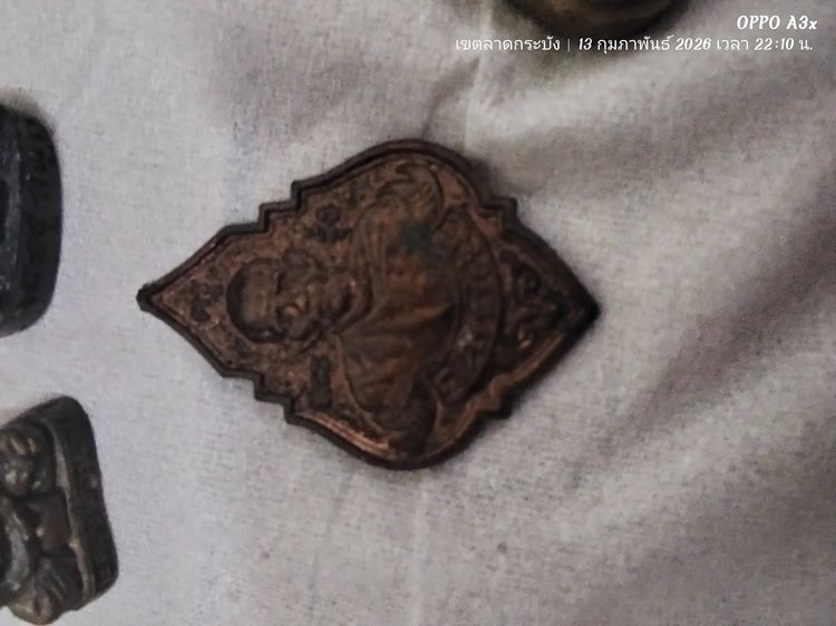 พระเครื่อง รูปที่ 10