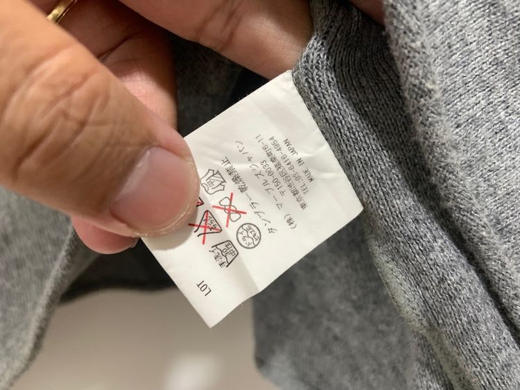 เสื้อแขนยาว made in JAPAN 🇯🇵 แท้ 💯 size L ขนาด อก 22.5 ยาว 27 นิ้ว สภาพใหม่มาก ลายสวย เนื้อผ้าดีมากครับ หายากน่าสะสมครับ รูปที่ 5