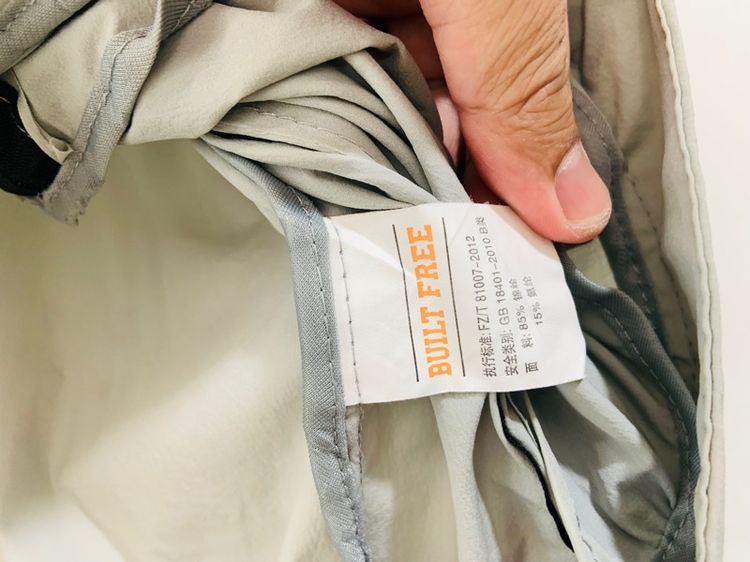 เสื้อแขนยาว BUILT FREE แท้ 💯 size ขนาด อก 21.5 ยาว 26.5 นิ้ว สภาพใหม่มาก ดีเทลสวย เนื้อผ้านิ่มมาก รูปที่ 4