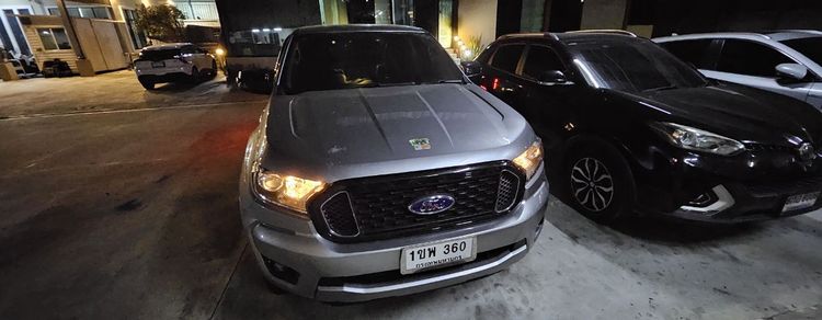 รถ Ford Ranger 2.2 Hi-Rider XLT สี เทา