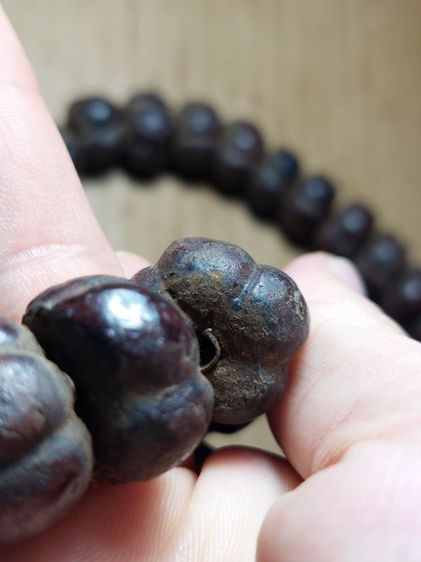 เครื่องรางประคำยักษ์หลวงปู่บุญวัดกลางบางแก้ว เม็ดมะยมเก่า มีตะกรุด รูปที่ 2