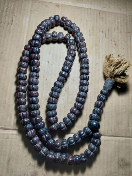 เครื่องรางประคำยักษ์หลวงปู่บุญวัดกลางบางแก้ว เม็ดมะยมเก่า มีตะกรุด