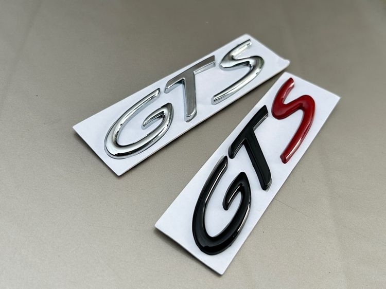 โลโก้ ตัวอักษร Porsche S 718 Boxster GTS ติดท้าย ของใหม่ สีดำ สีเงิน Cayman Boxster Macan Cayenne Panamera 911 718 รูปที่ 16