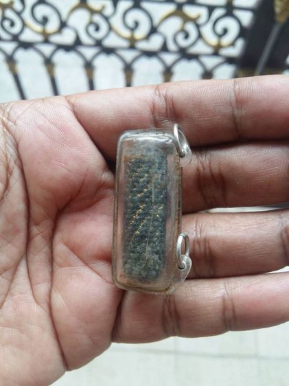 ตะกรุดสาริกา หลวงพ่อเต๋ คงทอง วัดสามง่าม ต.ดอนตูม จ.นครปฐม ถักเชือกลงรักปิดทองเต็ม พุทธคุณเด่นทางด้านมหาอุต คงกระพันชาตรี แคล้วคลาดปลอดภัย รูปที่ 2