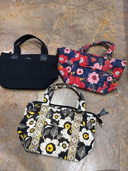 กระเป๋าสะพาย Lada brand