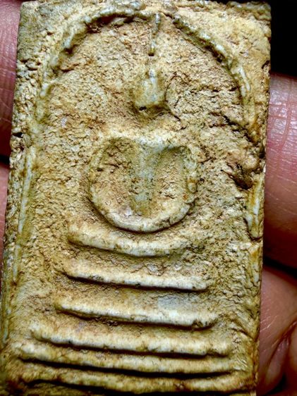 ❌มีปิดเเล้วครับ❌พระสมเด็จบางขุนพรหมพิมพ์ใหญ่ เนื้อเเกร่งหนืบนุ่ม ฟองเต้าหู้เเข็งๆ  ยุบยับย้น เก่าจริงๆองค์นี้ สีขาวนมข้น พระเก่าๆ 